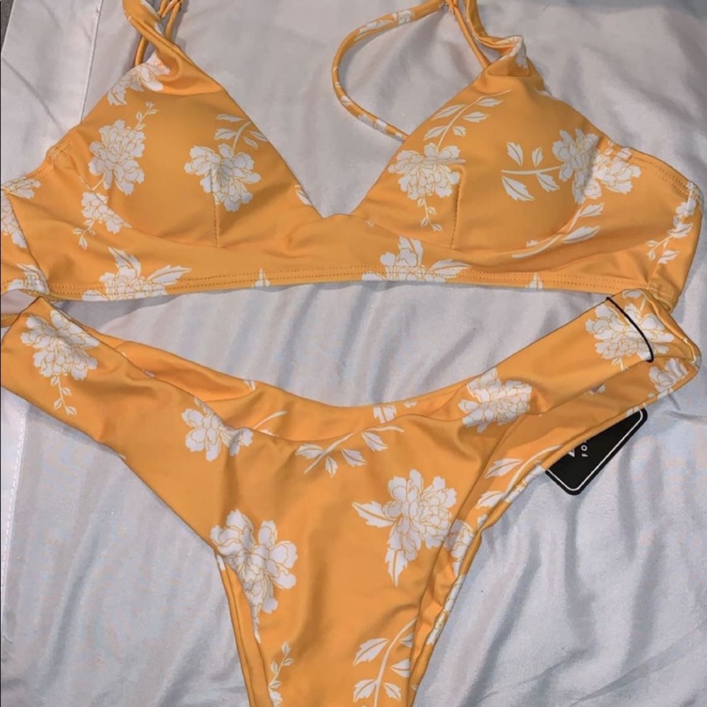 Bathing suit